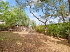 1406 Summit ST, Austin TX 78741