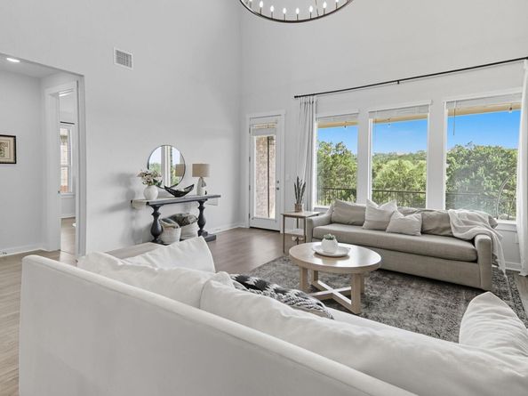 501 Barton Run DR, Georgetown TX 78628