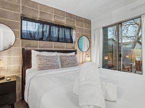 2202 Santa Rosa ST, Austin TX 78702
