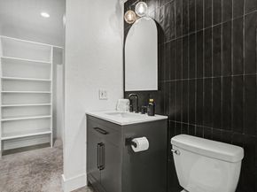 2202 Santa Rosa ST, Austin TX 78702