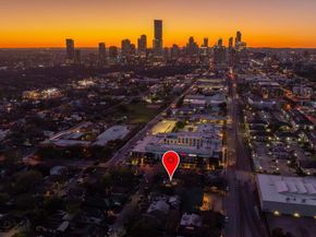 2202 Santa Rosa ST, Austin TX 78702
