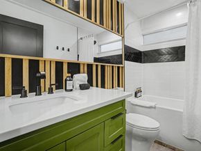 2202 Santa Rosa ST, Austin TX 78702