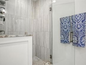 5402 Woodrow Ave B, Austin TX 78756