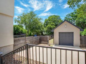 5402 Woodrow Ave B, Austin TX 78756