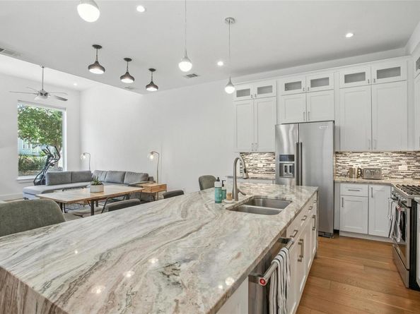 5402 Woodrow Ave B, Austin TX 78756