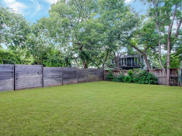 5402 Woodrow Ave B, Austin TX 78756