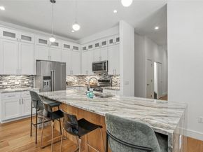 5402 Woodrow Ave B, Austin TX 78756