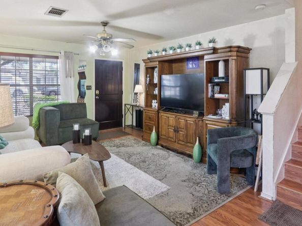 1184 Waller ST, Austin TX 78702