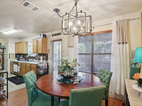1184 Waller ST, Austin TX 78702
