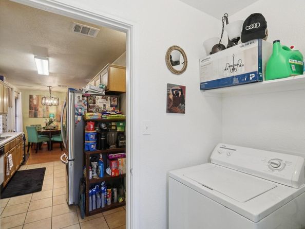 1184 Waller ST, Austin TX 78702