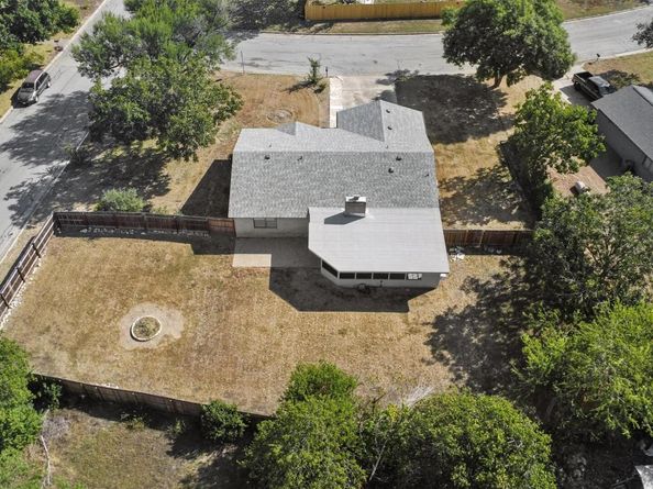 1604 Wildflower DR, Round Rock TX 78664