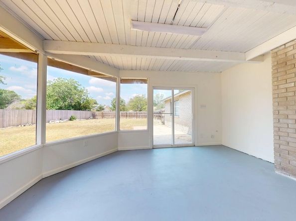 1604 Wildflower DR, Round Rock TX 78664