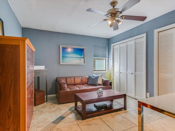 1135 Barton Hills DR 206, Austin TX 78704