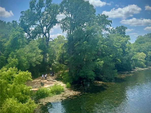 1135 Barton Hills DR 206, Austin TX 78704