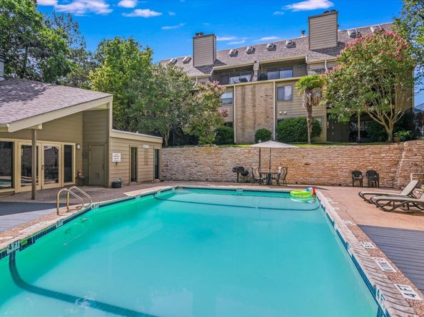 1135 Barton Hills DR 206, Austin TX 78704