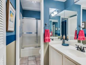 1135 Barton Hills DR 206, Austin TX 78704