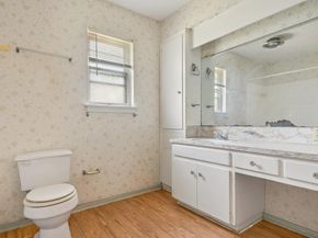 8401 Tecumseh DR, Austin TX 78753