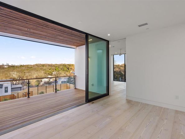 2605 Rockingham DR, Austin TX 78704