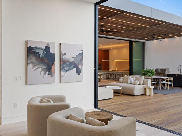 2605 Rockingham DR, Austin TX 78704