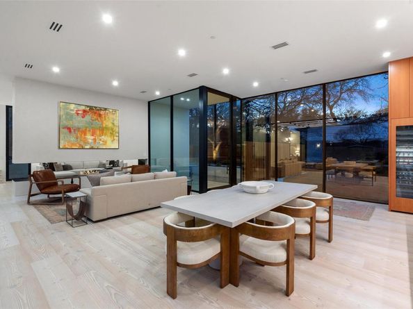 2605 Rockingham DR, Austin TX 78704