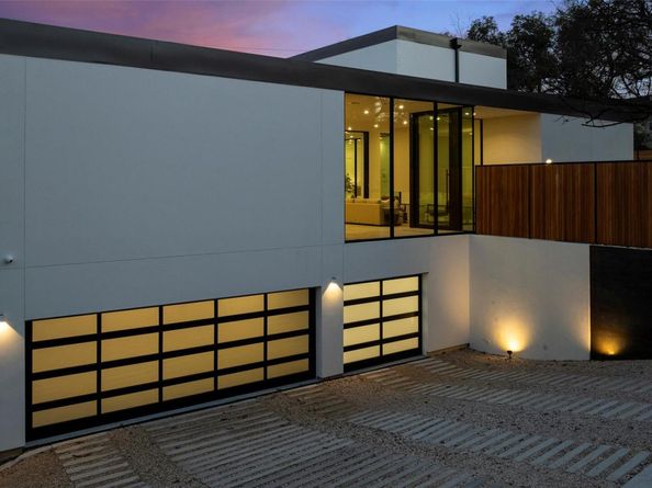 2605 Rockingham DR, Austin TX 78704