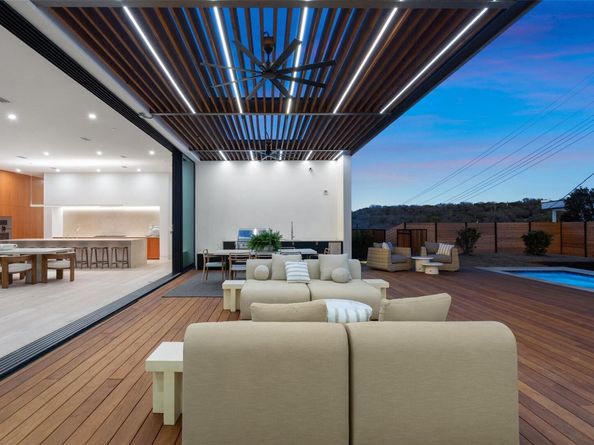 2605 Rockingham DR, Austin TX 78704