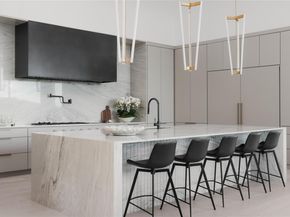 1003 The High RD, Austin TX 78746