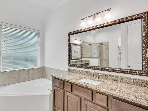 103 County Road 180 19, Cedar Park TX 78641