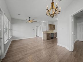 1481 Old Settlers BLVD 1401, Round Rock TX 78664