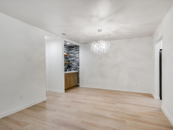 5900 Mountainclimb DR 1, Austin TX 78731