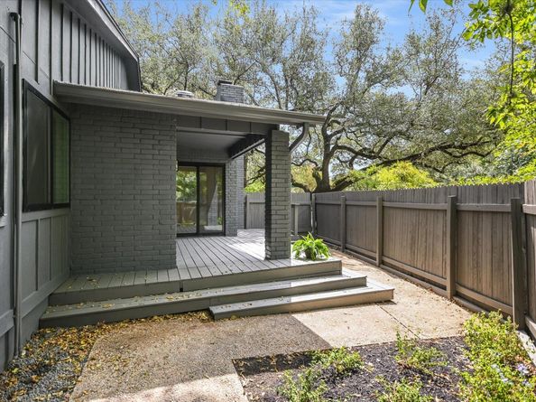5900 Mountainclimb DR 1, Austin TX 78731