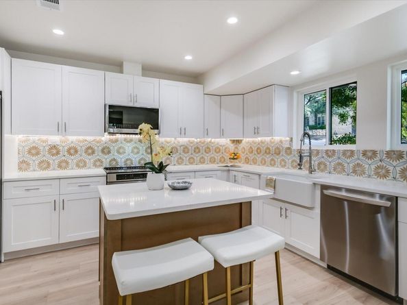 5900 Mountainclimb DR 1, Austin TX 78731