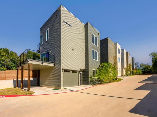 2309 Montopolis DR 6, Austin TX 78741