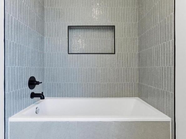 2309 Montopolis DR 6, Austin TX 78741