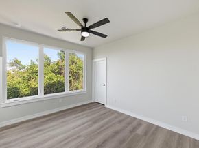 2309 Montopolis DR 6, Austin TX 78741