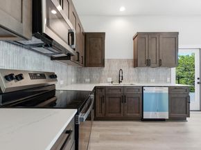 2309 Montopolis DR 6, Austin TX 78741