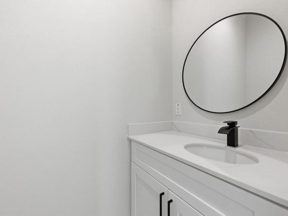 2309 Montopolis DR 6, Austin TX 78741