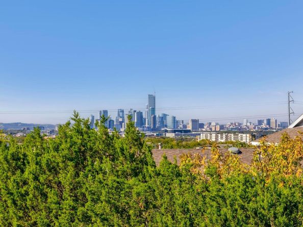 2309 Montopolis DR 6, Austin TX 78741