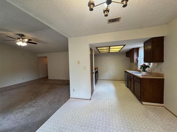 3105 Jeanette CT, Austin TX 78745