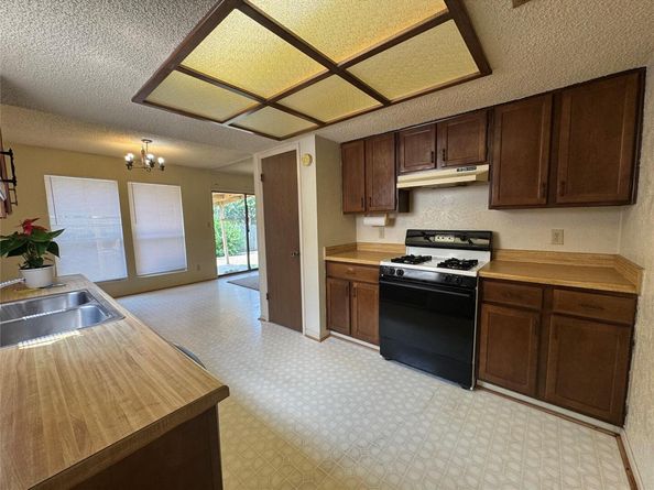 3105 Jeanette CT, Austin TX 78745