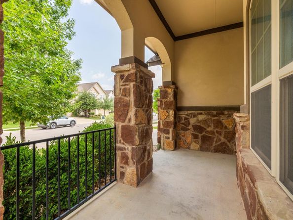 717 Blue Agave LN, Georgetown TX 78626