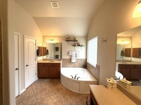 608 Pebblestone Walk DR, Cedar Park TX 78613