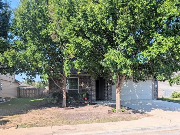 116 Moulins LN, Georgetown TX 78626