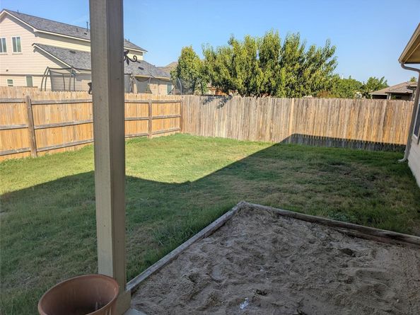 116 Moulins LN, Georgetown TX 78626
