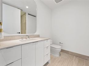 1211 W Riverside DR 7A, Austin TX 78704