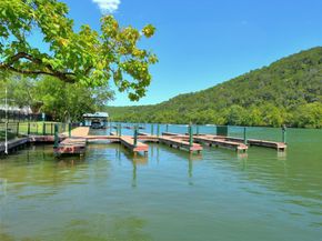 1016 Santaluz PATH, Austin TX 78732