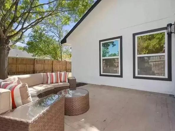 6901 Windrift WAY, Austin TX 78745