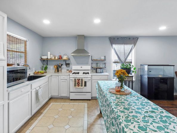 11310 Robert Wooding DR, Austin TX 78748