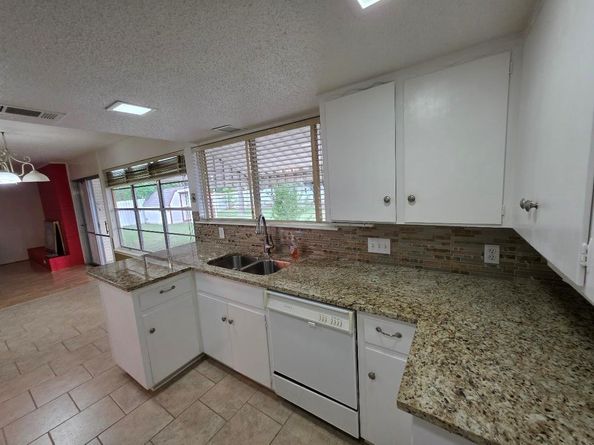 5427 Fairmont CIR, Austin TX 78745