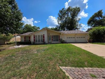 5427 Fairmont CIR